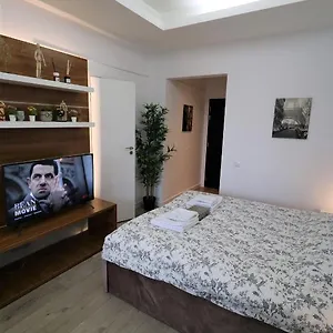 Charming City Center - Free Minibar Bucharest